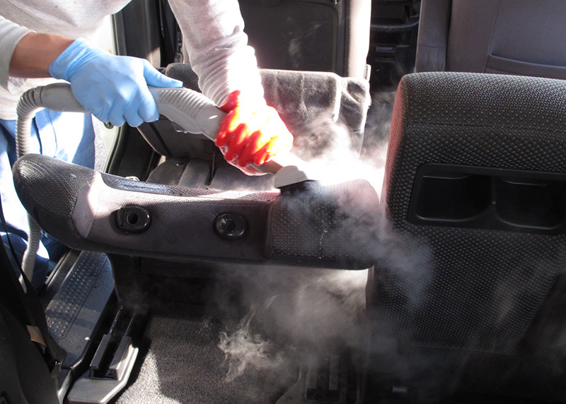 高温のスチーム洗浄で雑菌壊滅